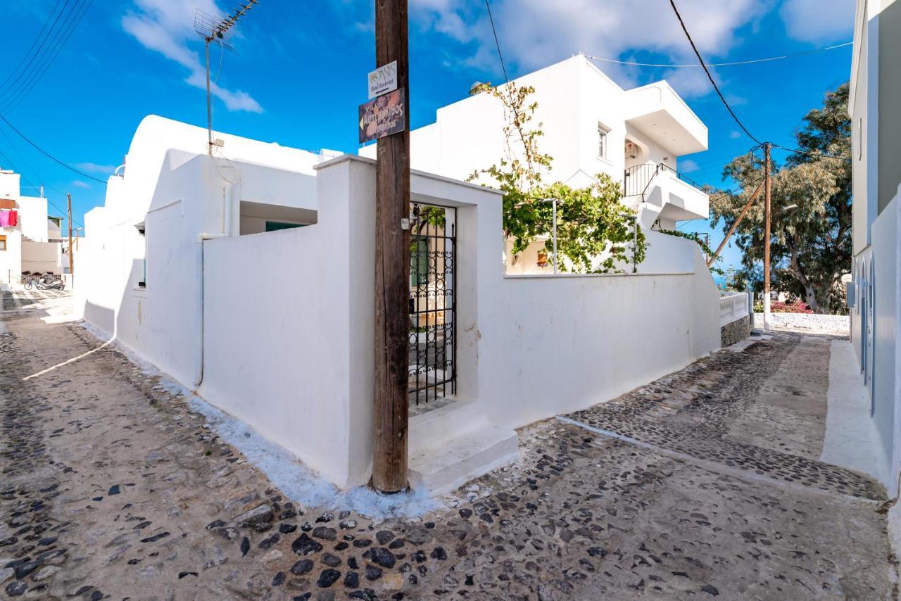Authentic Santorinian Home Experience Fira  Eksteriør bilde
