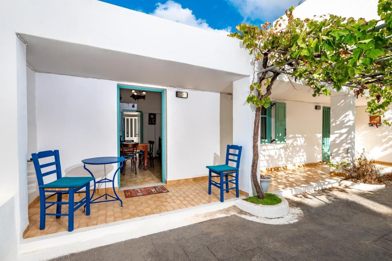 Authentic Santorinian Home Experience Fira  Eksteriør bilde