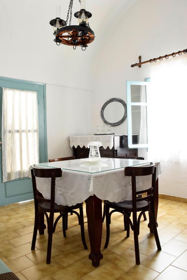 Authentic Santorinian Home Experience Fira  Eksteriør bilde